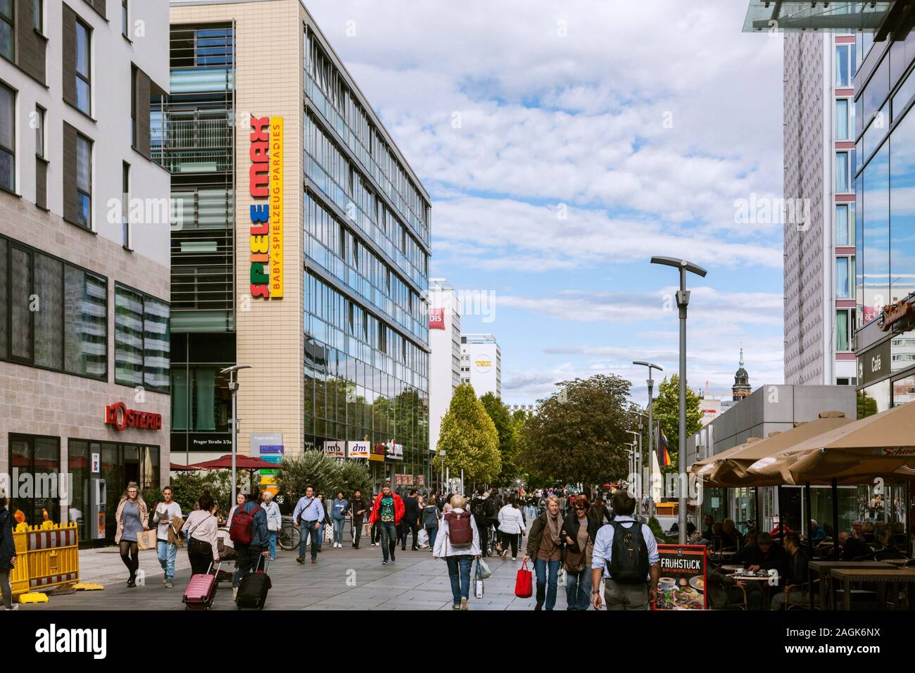 Prager Strasse pedestrian zone in Dresden city center Stock Photo Alamy