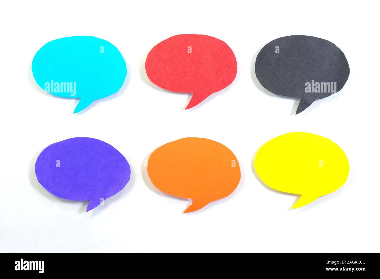 White Paper Speech Bubbles Chat GPT Header Stock Photo - Alamy