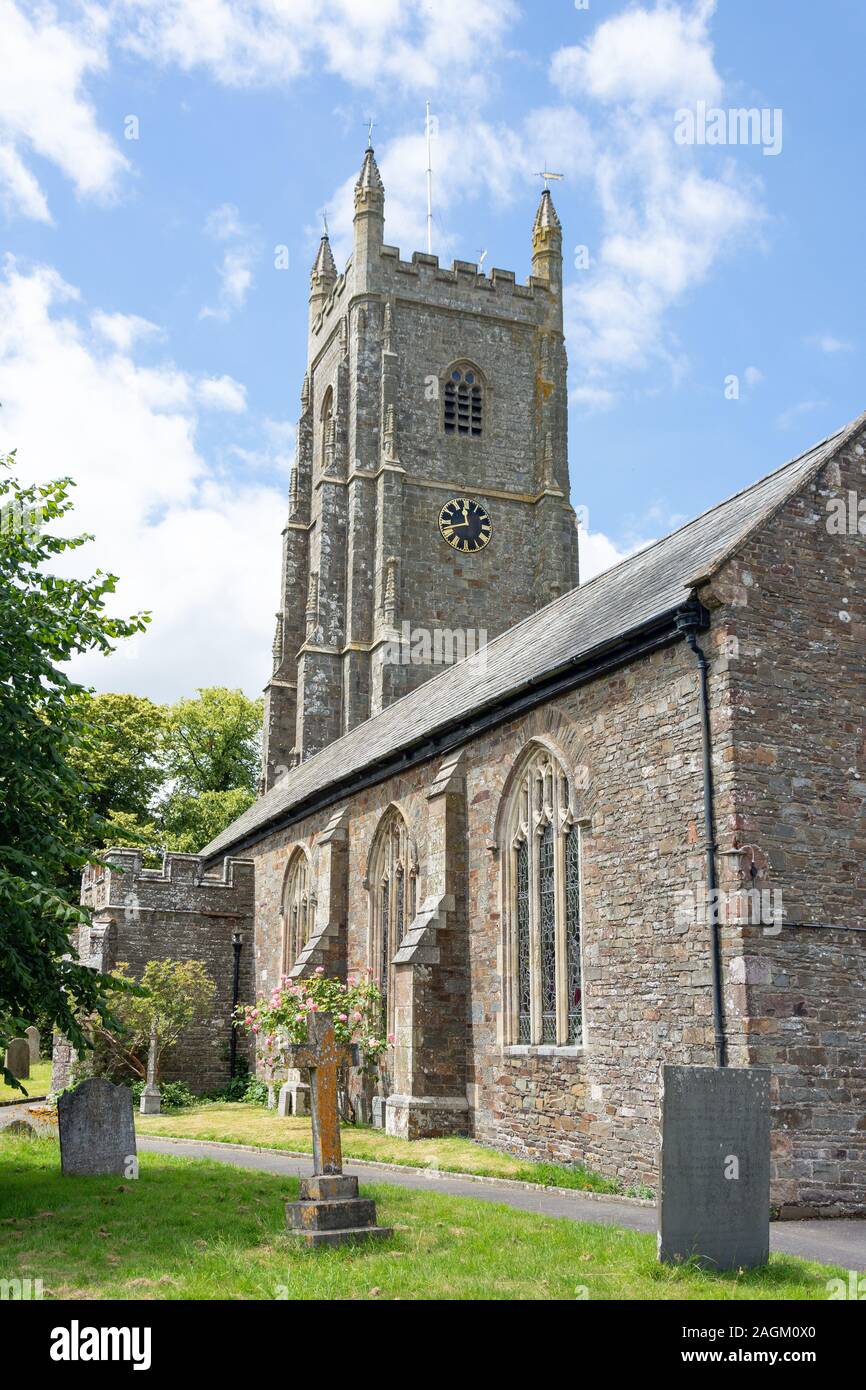 St Mary Magdalene Church and war memorial, New Street, Chulmleigh, Devon, England, United Kingdom Stock Photo