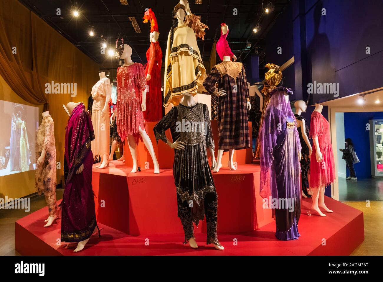 England, London, Southwark, The Fashion and Textile Museum Founded by  British Designer Zandra Rhodes, Exhibit of Zandra Rhodes Clothing Designs  Stock Photo - Alamy