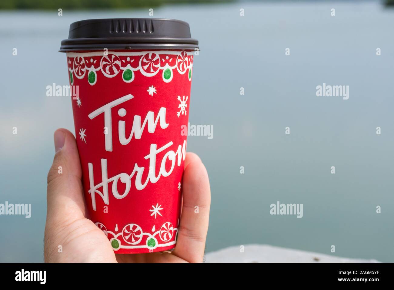 Tim Hortons Coffee Cup High Resolution Stock Photography And Images Alamy