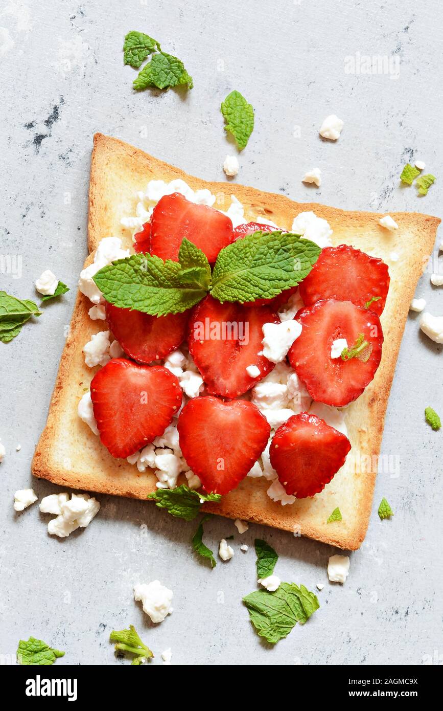 Toast European Traditional american european summer hi-res stock photography and ...