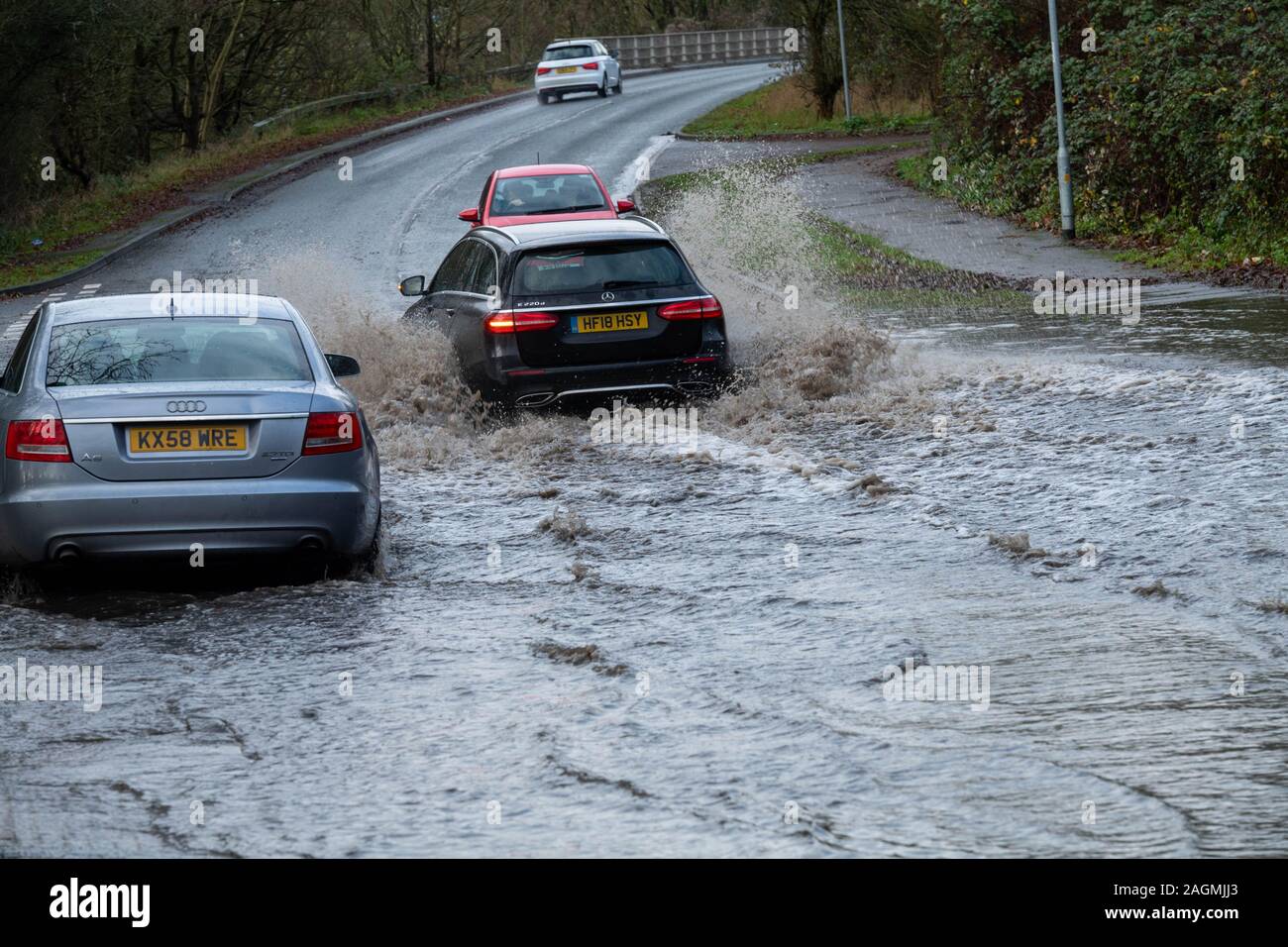Brentwood Essex 20th Dec. 2019 UK Weather: localised flooding in Brentwood Essex UK causes traffic problems Credit Ian DavidsonAlamy Live News Stock Photo