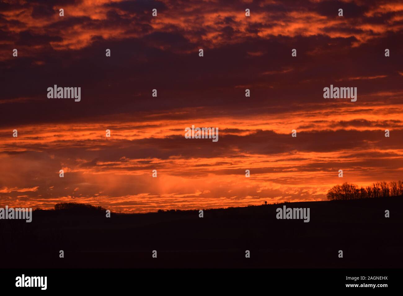 red clouds sunrise Stock Photo Alamy