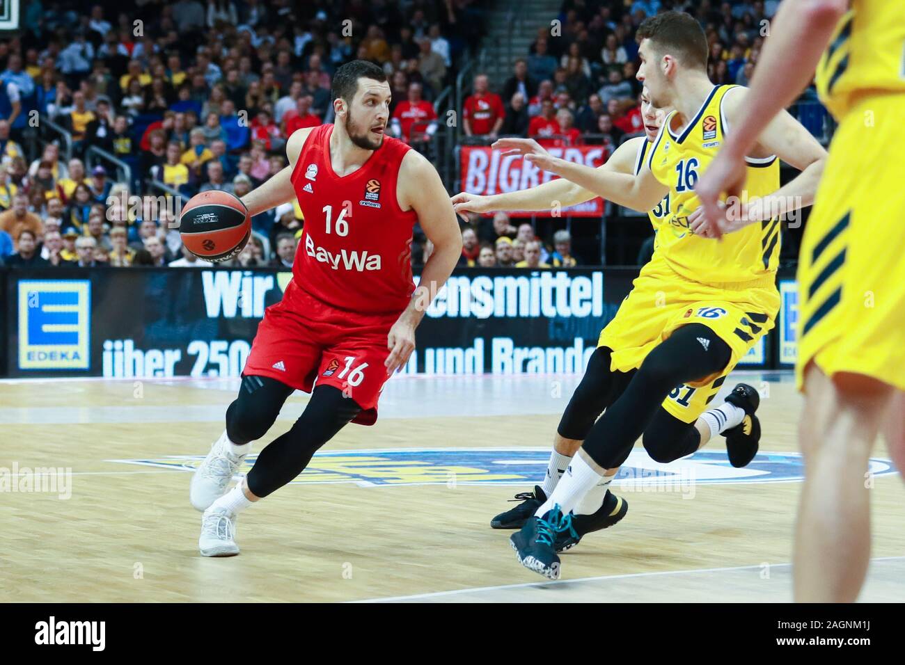 Berlin, Germany, December 18, 2019: Paul Zipser of FC Bayern Munich  Basketball in action during the EuroLeague basketball match Stock Photo -  Alamy