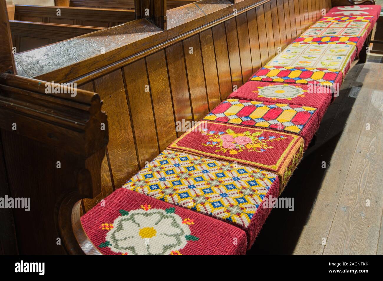 Pew Cushions Stock Photos Pew Cushions Stock Images Alamy