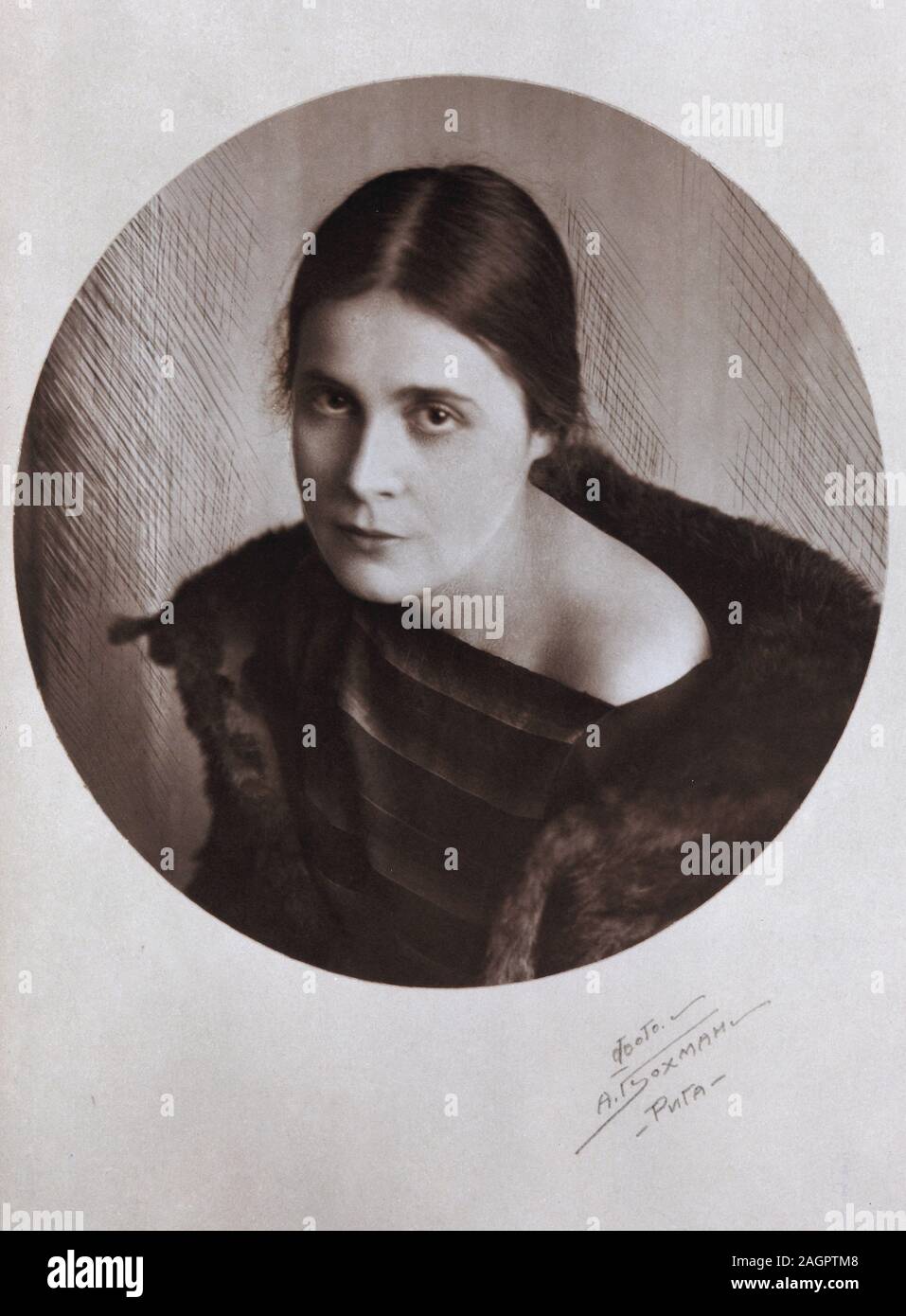 Cunnilingus porno dan qichqiriq bilan Cumshots Qizil dumba diareya