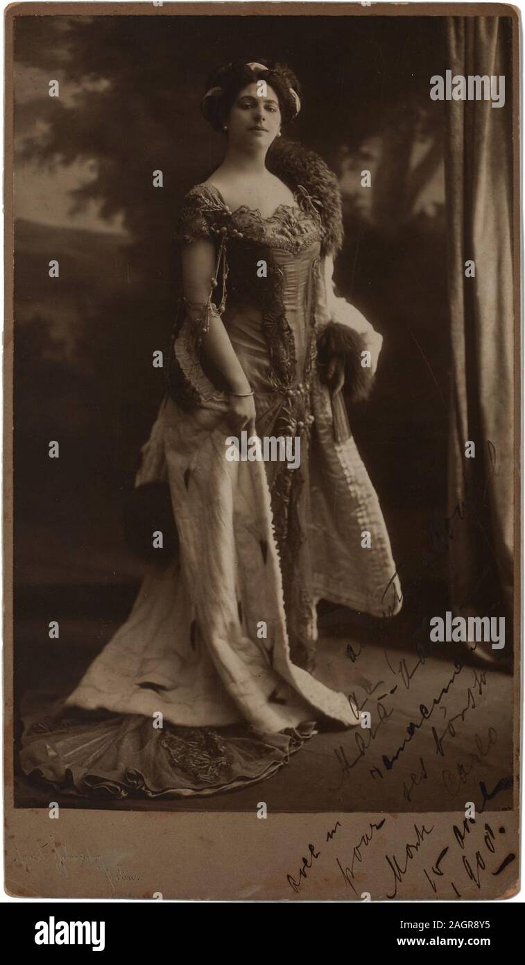 Zeker Kietelen Gematigd Mata Hari (1876-1917). Museum: PRIVATE COLLECTION. Author: ANONYMOUS Stock  Photo - Alamy