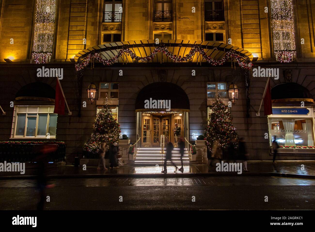 Christmas at Canary Wharf in the Docklands Stock Photo Alamy
