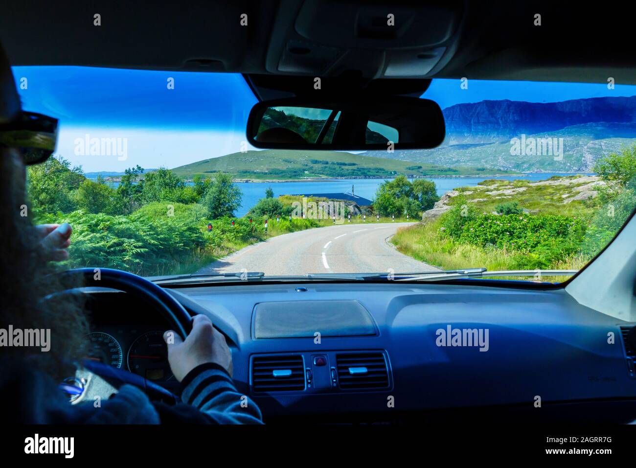 Blick aus dem Auto, nach Ardmair, in die Highlands von Schottland Stock Photo