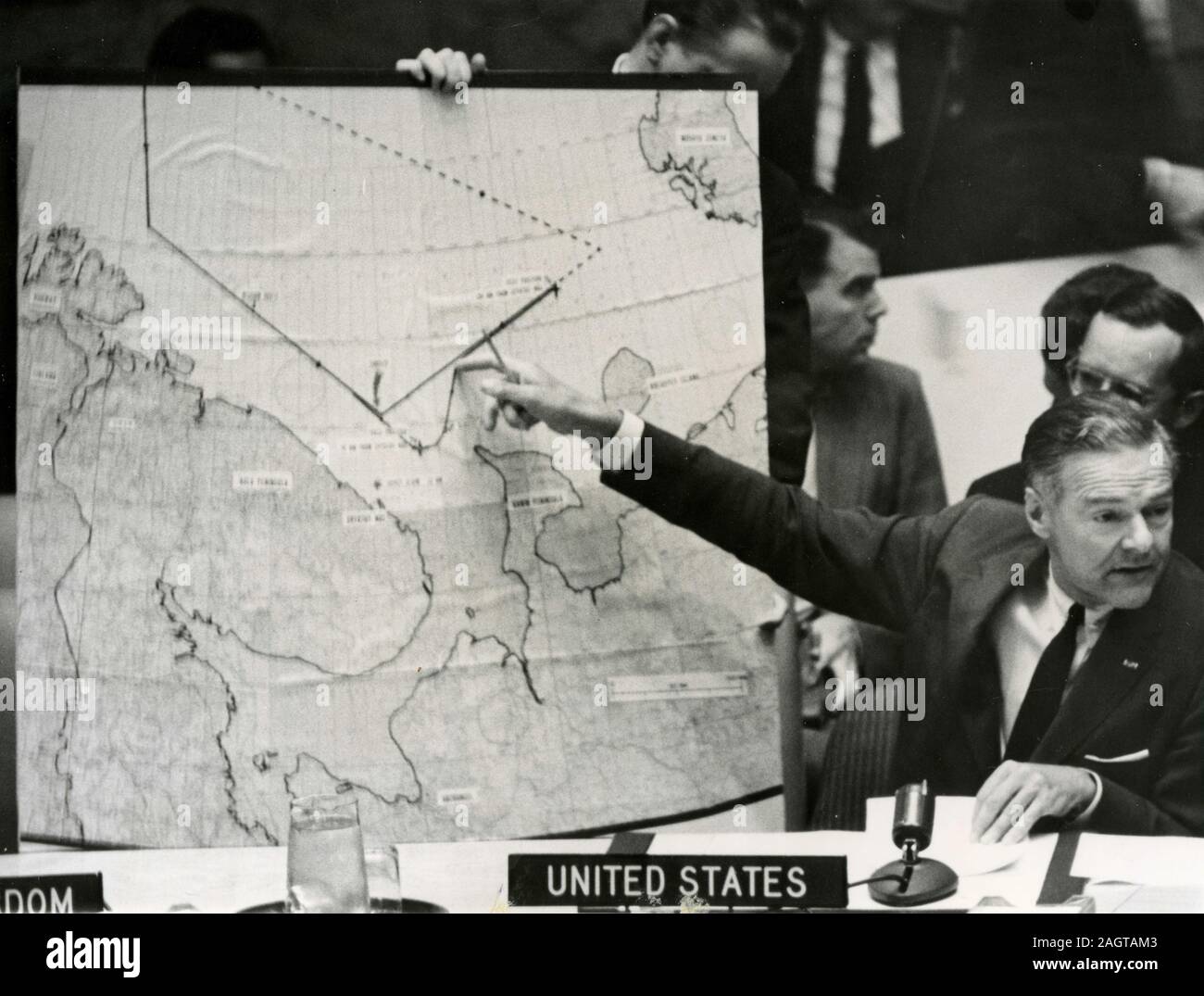 US Ambassador to the United Nation Henry Cabot Lodge documenting spionage accusation to the USSR at the Security Council, NY, USA 1960 Stock Photo