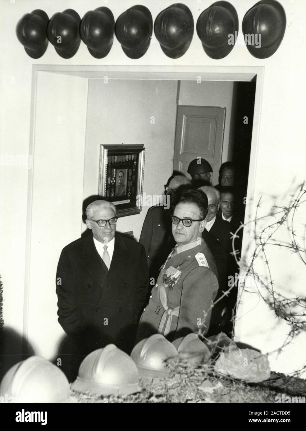 Italian President of the Republic Giovanni Gronchi at the opening of the National Historical museum of Infantry, Rome, Italy 1959 Stock Photo
