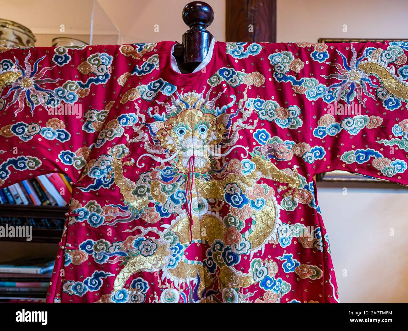 vietnamese silk robe