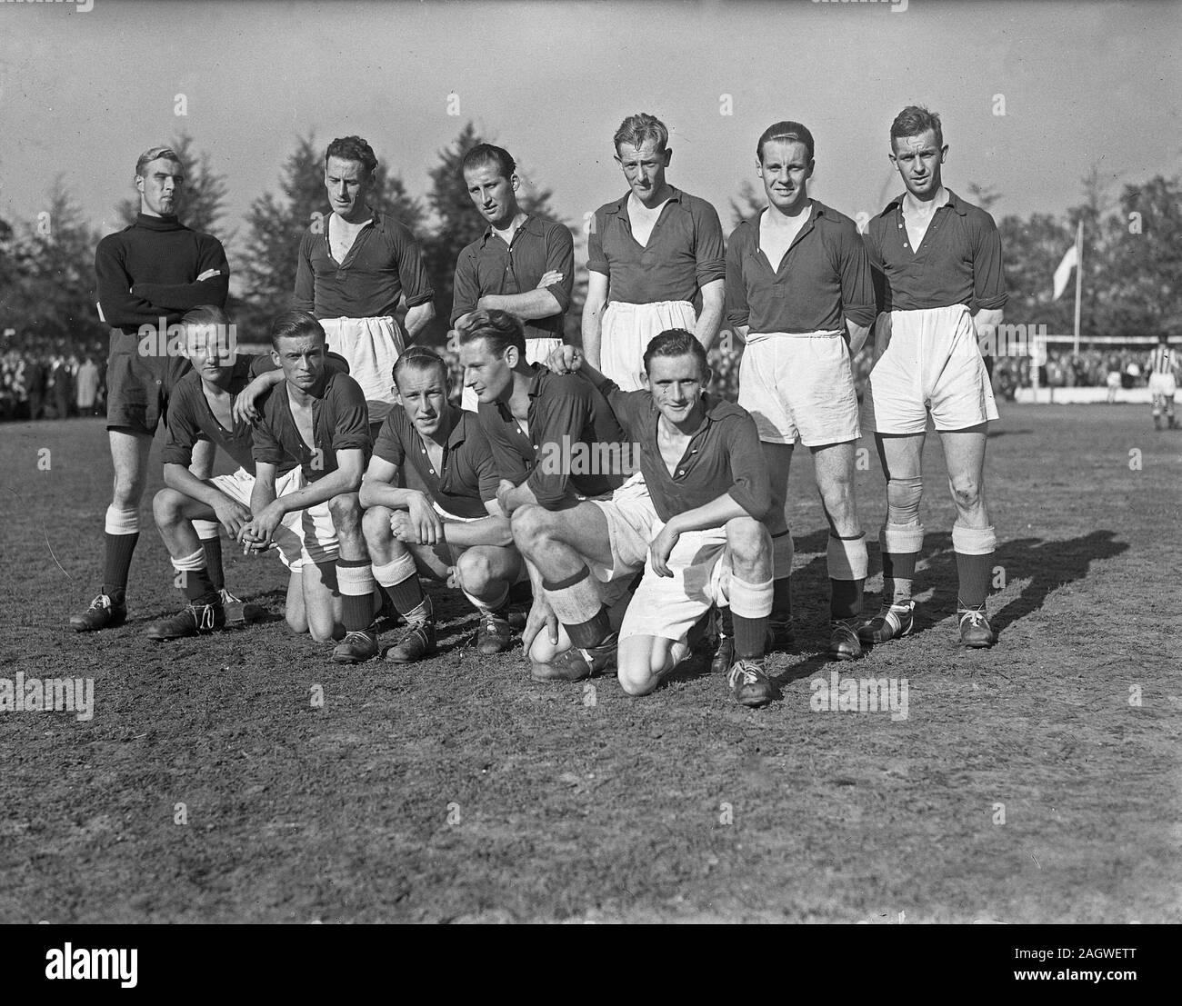 1940s Soccer Teams - Team AGOVV team photo ca. October 10, 1947 Stock Photo