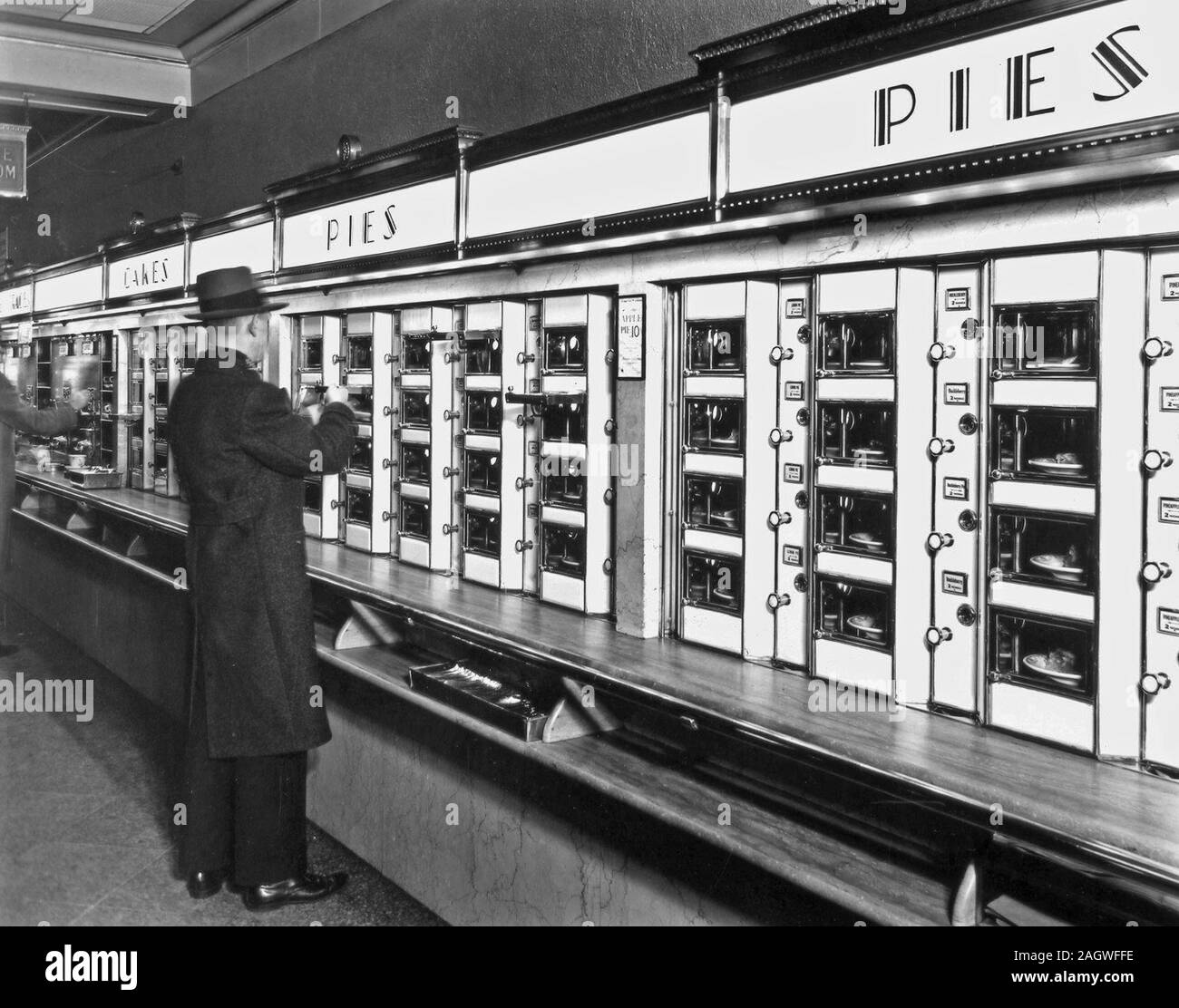 Automat new york hi-res stock photography and images - Alamy