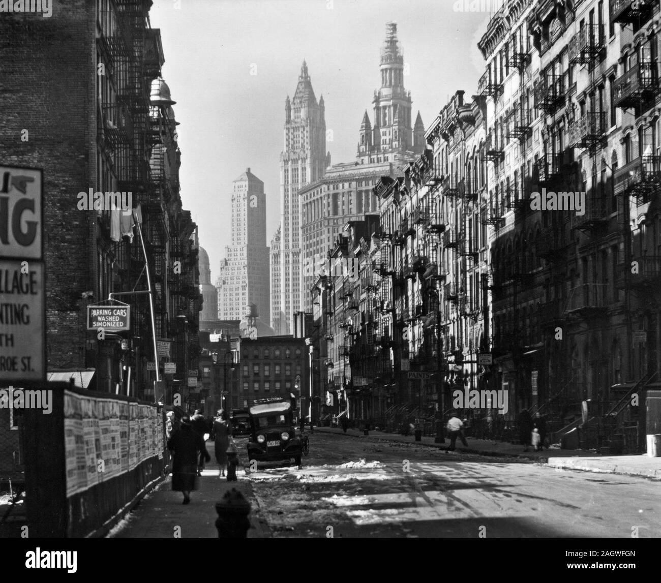 Henry street new york city 1930s hires stock photography and images
