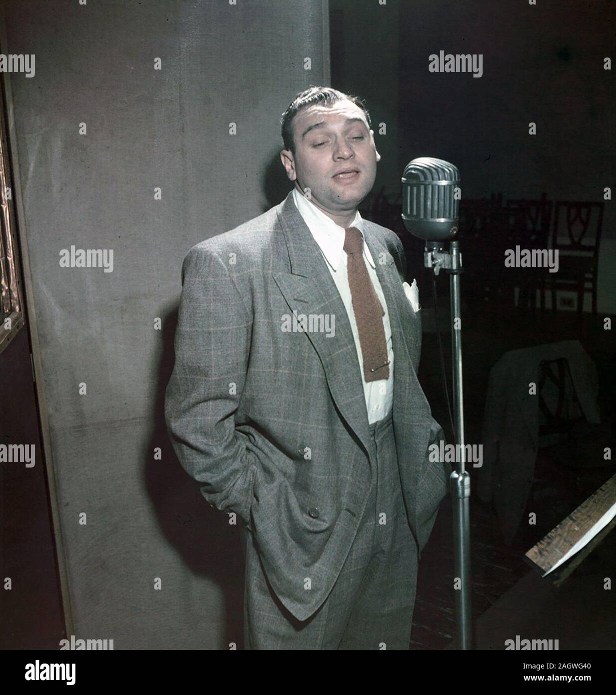 Portrait of Frankie Laine, New York, N.Y., between 1946 and 1948 Stock Photo