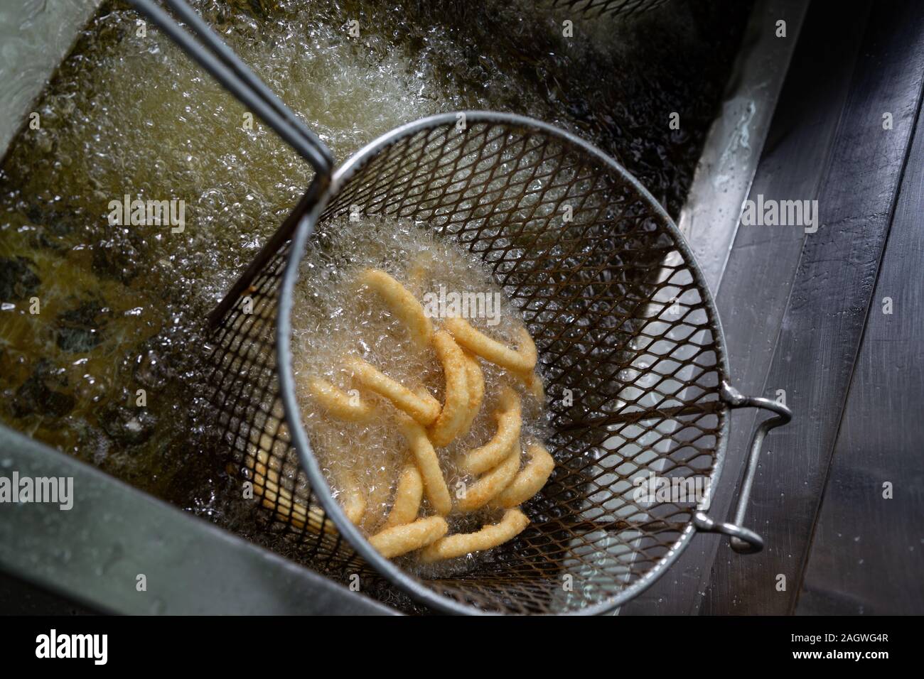 Boiling Deep Fryer High Resolution Stock Photography And Images Alamy