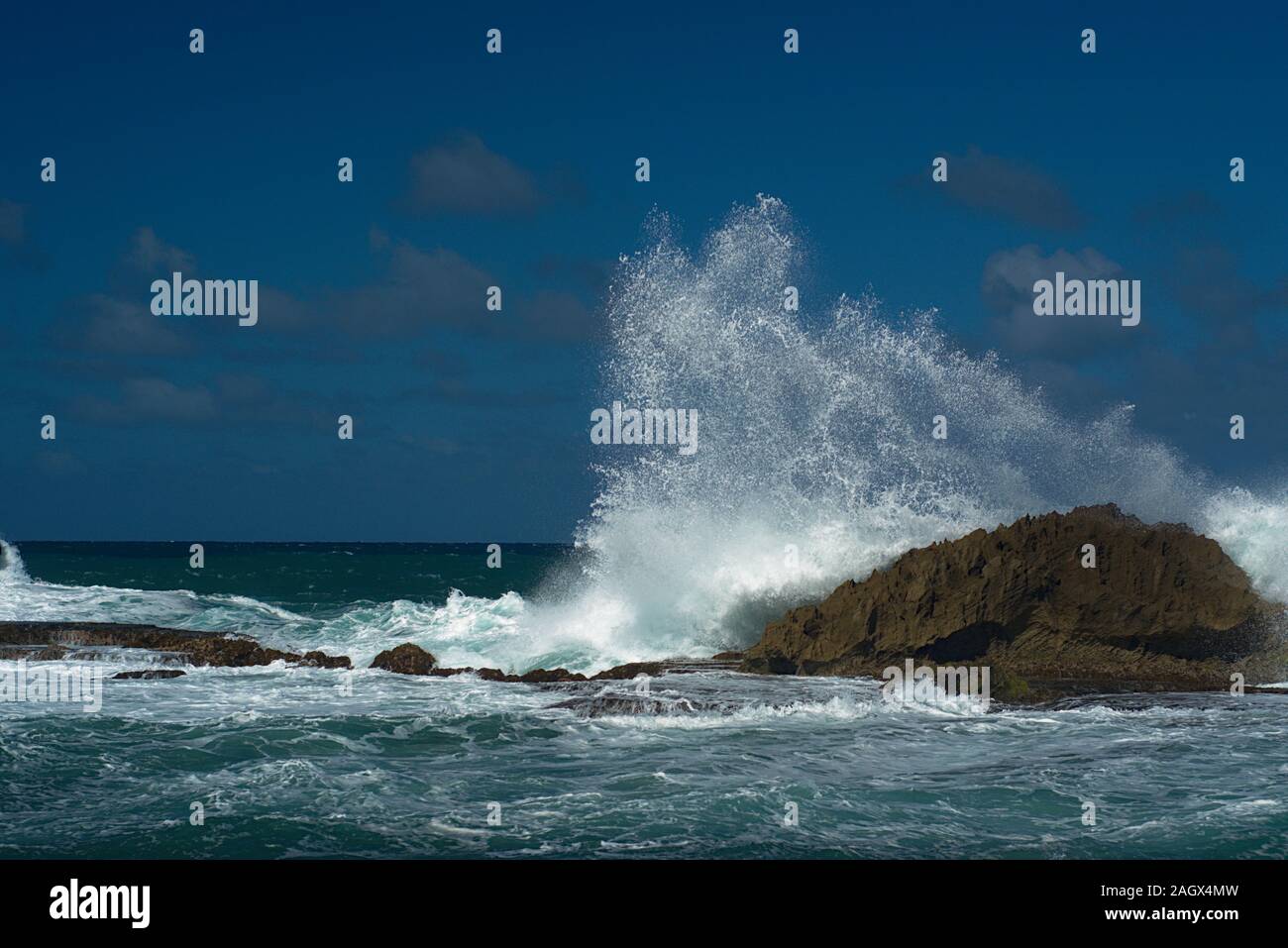 Arecibo hi-res stock photography and images - Alamy