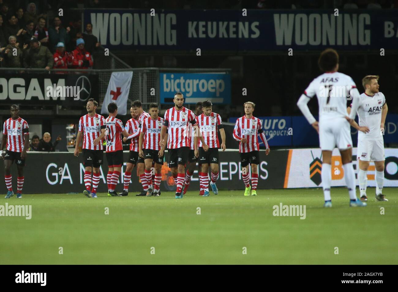 December 21, 2019: ROTTERDAM, NETHERLANDS - DECEMBER 21, 2019: Sparta Rotterdam squad pictured during the 2019/20 Eredivisie fixture between Sparta Rotterdam and AZ Alkmaar at Spartastadion Het Kasteel. Credit: Federico Guerra Maranesi/ZUMA Wire/Alamy Live News Stock Photo