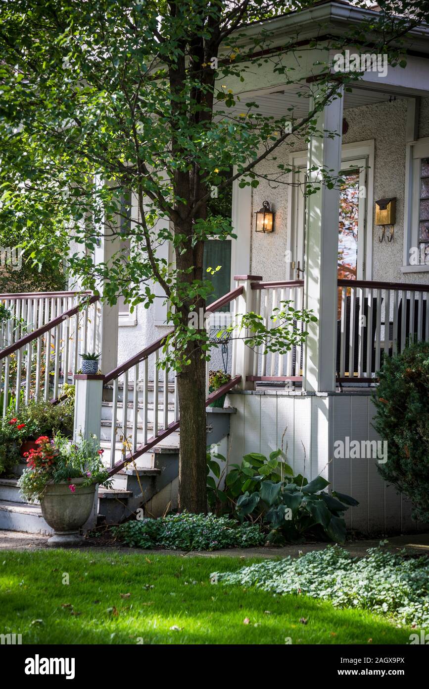 Ravenswood Manor, residential neighbourhood, Albany Park, Chicago, Illinois, USA Stock Photo Alamy
