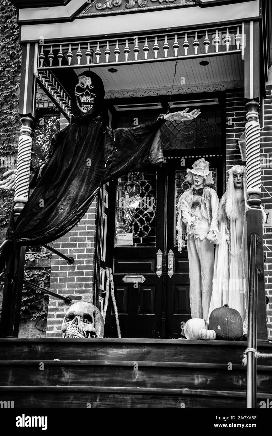 Halloween decoration in front of a house, Chicago, Illinois, USA Stock Photo Alamy