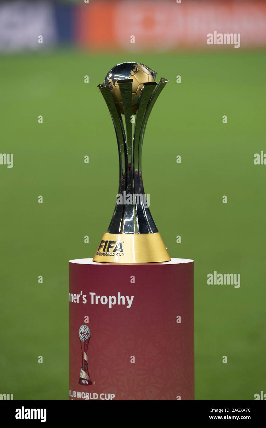 Doha, Katar. 21st Dec, 2019. firo: Football: 12/21/2019 Club Klub WM Finale  Liverpool FC (ENG) vs CR Flamengo (BRA) 1: 0 nV Trophae, Pokal | usage  worldwide Credit: dpa/Alamy Live News Stock Photo - Alamy