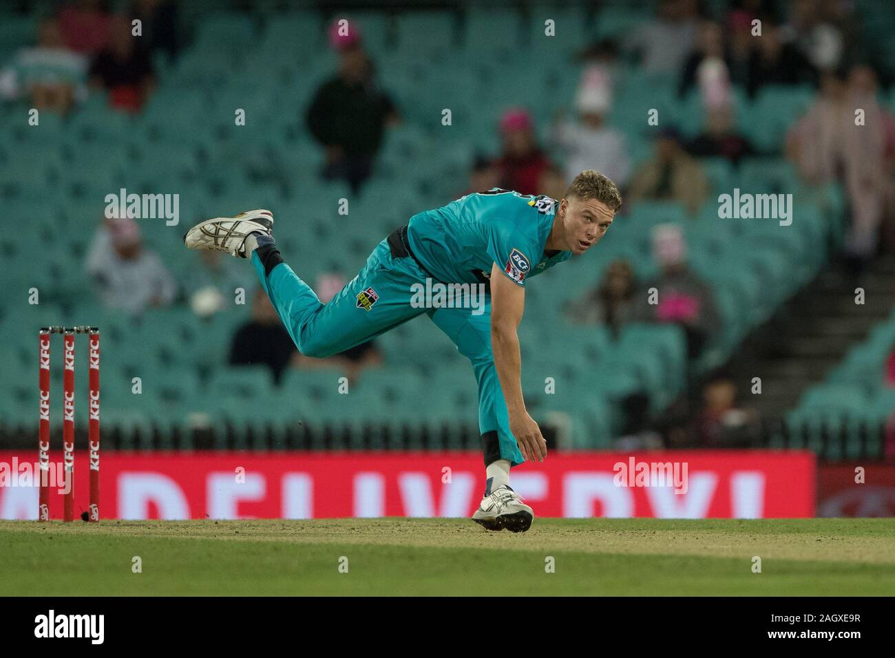 Sydney Australia 22nd Dec 19 Brisbane Heat Player Jack Prestwidge Bowls During The Big Bash Cricket Match Between Sydney Sixers And Brisbane Heat At Sydney Cricket Ground Sydney Australia On 22 December