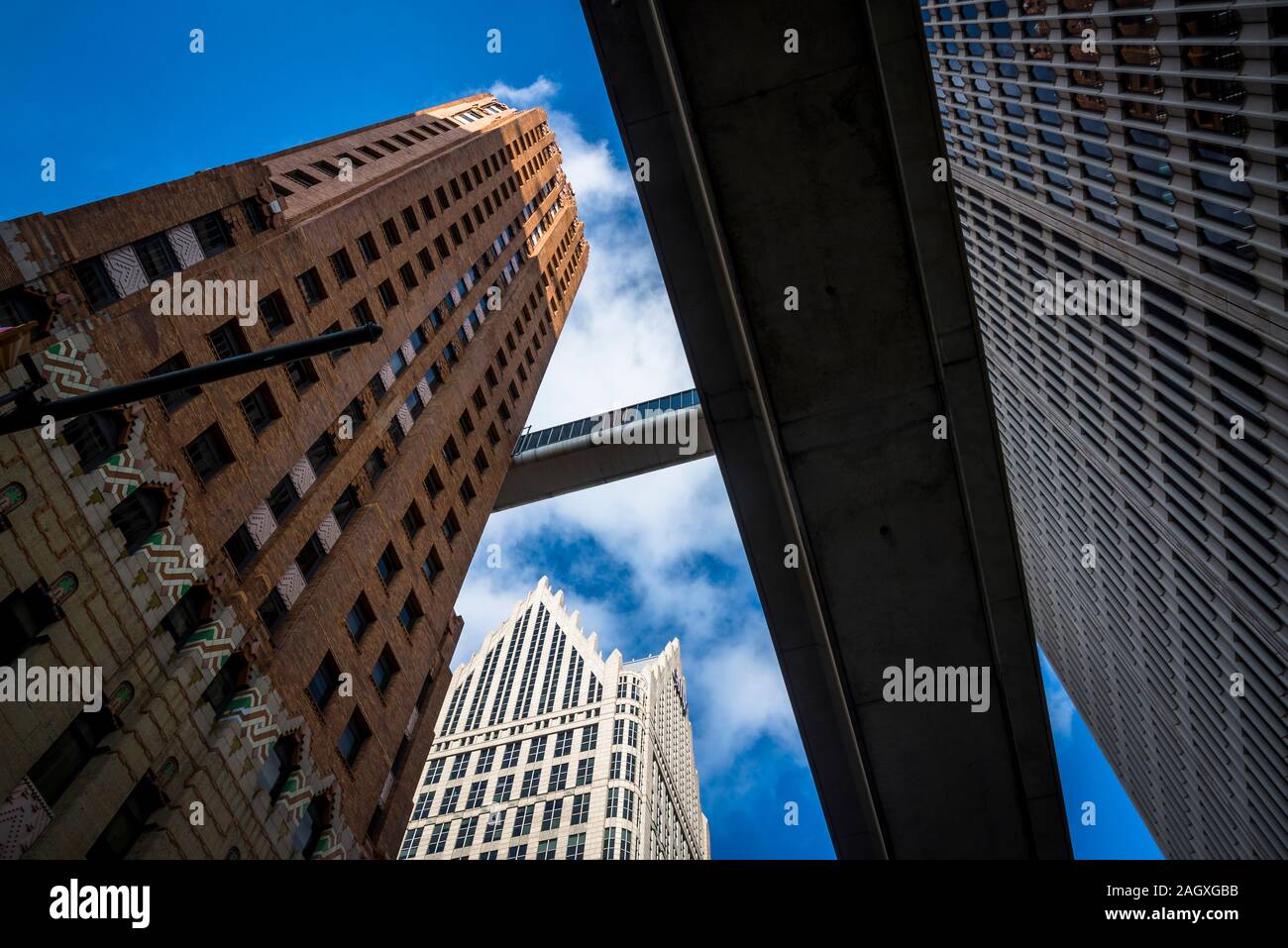 Ally Detroit Center, seen under the Detroit Skybridge, connecting the 16th floors of the Guardian Building and One Woodward, designed in 1976, Detroit Stock Photo