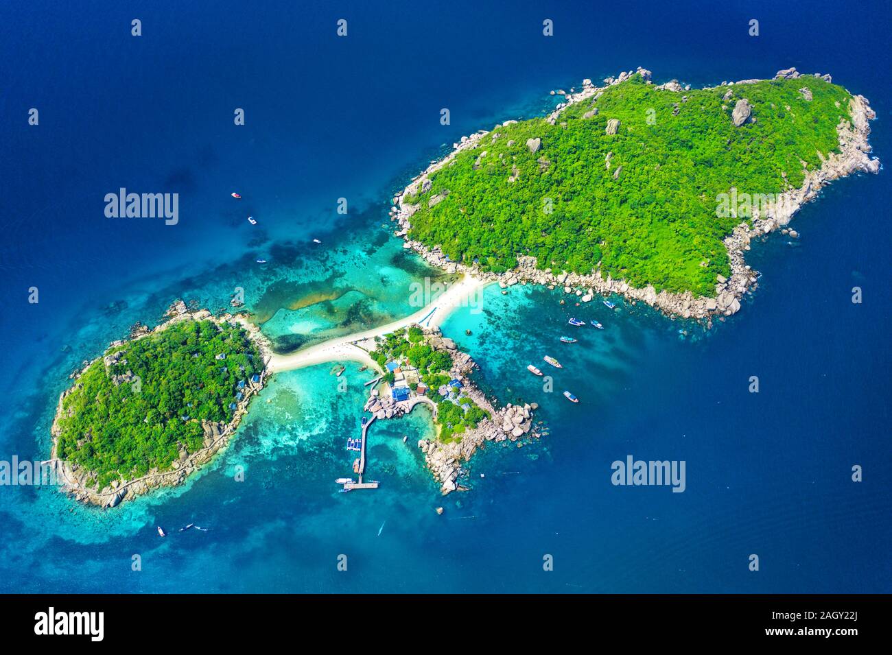 Koh Nang Yuan aerial view, Thailand Stock Photo - Alamy