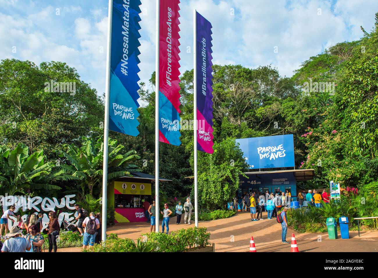 BIRD PARK IGUAZU, BRAZIL - JUNE 22, 2019: Crowd of people at the ...