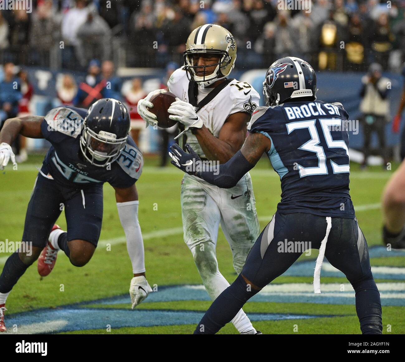 Nashville TN, USA. 22nd Dec, 2019. USA New Orleans Saints wide receiver Michael Thomas (13) makes a catch and breaks the single season receiving record held by former Indianapolis Colts receiver Marvin Harrison during a game between the New Orleans Saints and the Tennessee Titans at Nissan Stadium in Nashville TN. (Mandatory Photo Credit: Steve Roberts/CSM). Credit: csm/Alamy Live News Stock Photo