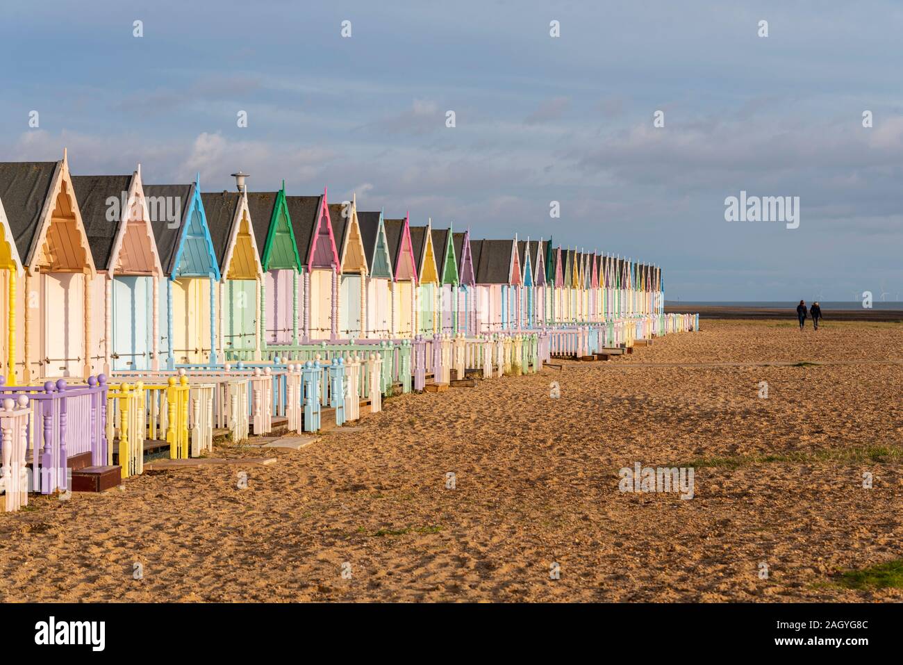 Beach Huts At West Mersea Hi res Stock Photography And Images Alamy beach-huts-at-west-mersea-hi-res-stock-photography-and-images-alamy
