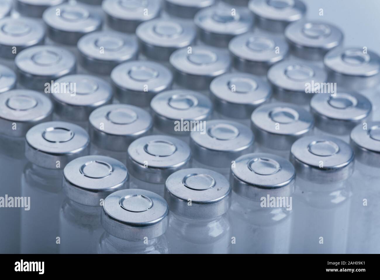 Glass medical ampoule vial for injection. Medicine is dry white drug  penicillin powder or liquid with of aqueous solution in ampulla. Close up  Stock Photo - Alamy