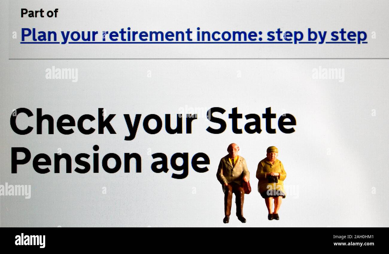 Check your state pension age web page with pensioner miniature figurines Stock Photo