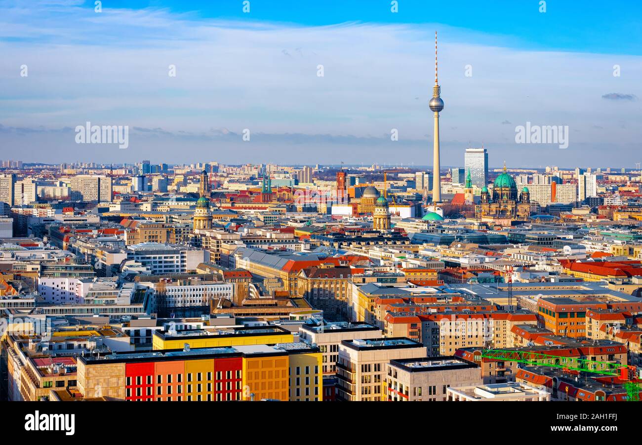 Berlin wall aerial view hi-res stock photography and images - Alamy