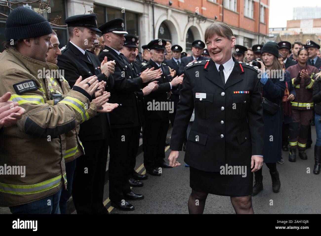 Firefighters line Union Street in central London as a Guard of Honour ...