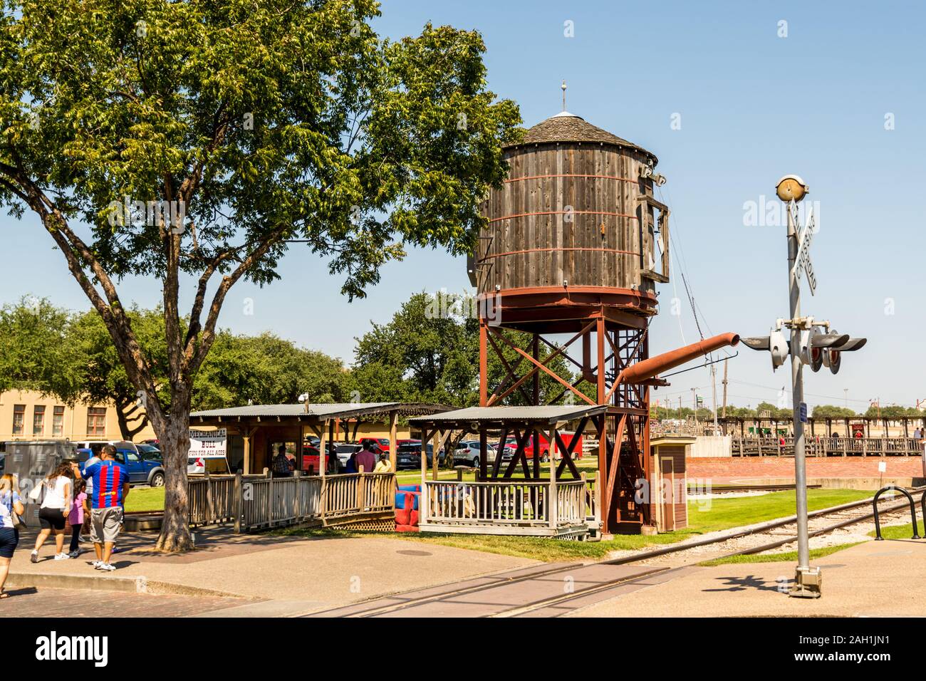 Wooden cattle yards hires stock photography and images Alamy