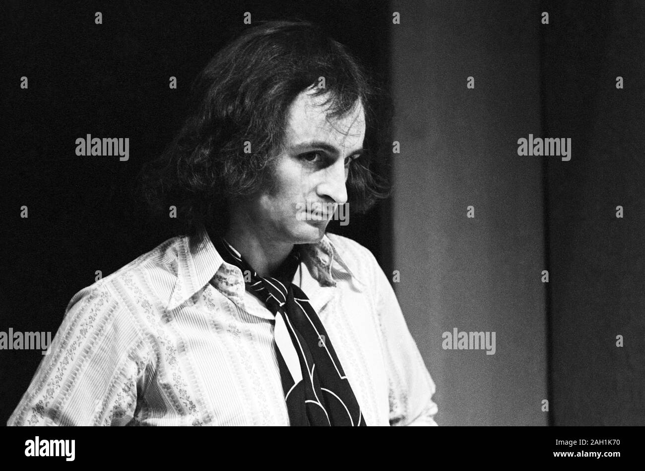 English stage director Max Stafford-Clark photographed in rehearsal for David Hare’s new play ‘Slag’ at the Royal Court Theatre, London in 1971. Born in Cambridge in 1941. Artistic Director of the Traverse Theatre, Edinburgh from 1968 to 1970, the Royal Court Theatre, London from 1979 to 1993 and Out of Joint touring theatre company from 1993 to 2017. Stock Photo