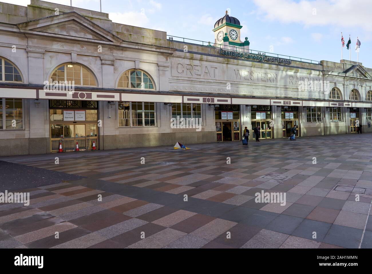 Cardiff central station hires stock photography and images Alamy
