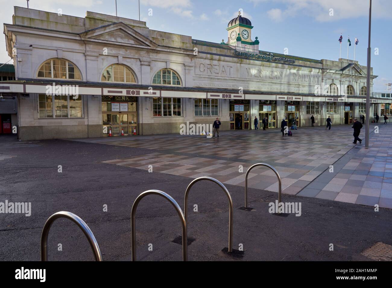 Cardiff Central Station, Cardiff, South Wales Stock Photo Alamy