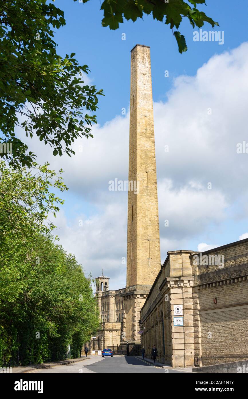 Chimney stack at Salts Mill. Saltaire World Heritage Site Village, Shipley, City of Bradley, West Yorkshire, England, United Kingdom Stock Photo