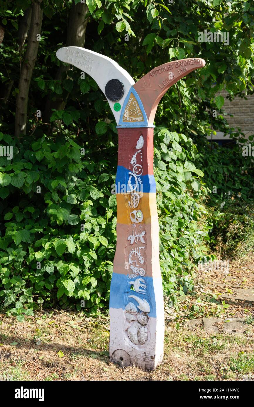 National Cycle Network Millennium Milepost, Shipley Canal, Shipley, City of Bradley, West Yorkshire, England, United Kingdom Stock Photo