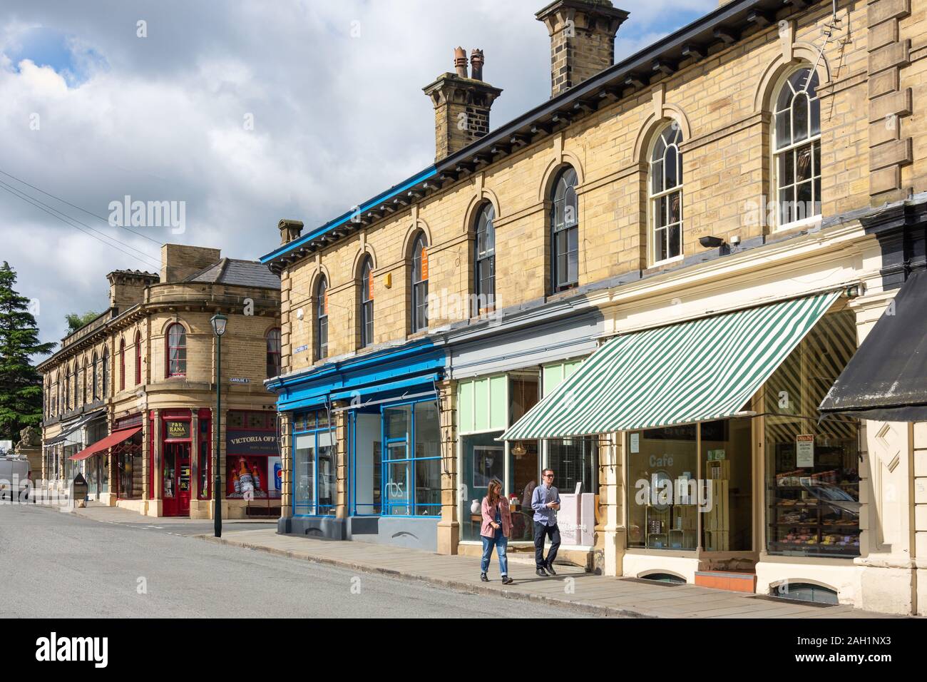 Victoria Road, Saltaire World Heritage Site Village, Shipley, City of Bradley, West Yorkshire, England, United Kingdom Stock Photo