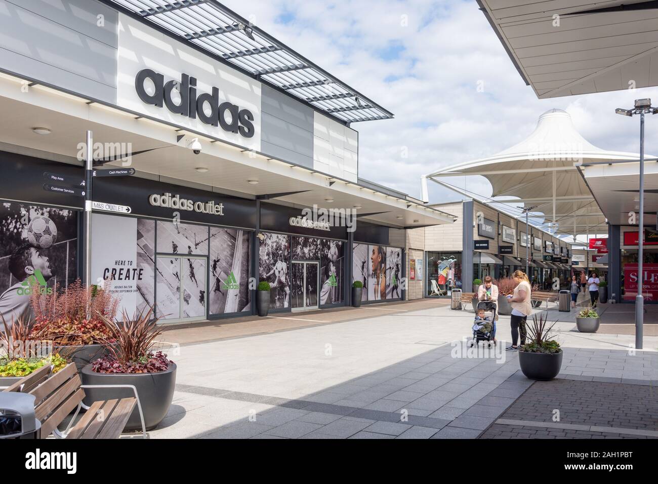 Fashion shops in Dalton Park Outlet Shopping Centre, Murton, Tyne and Wear,  England, United Kingdom Stock Photo - Alamy