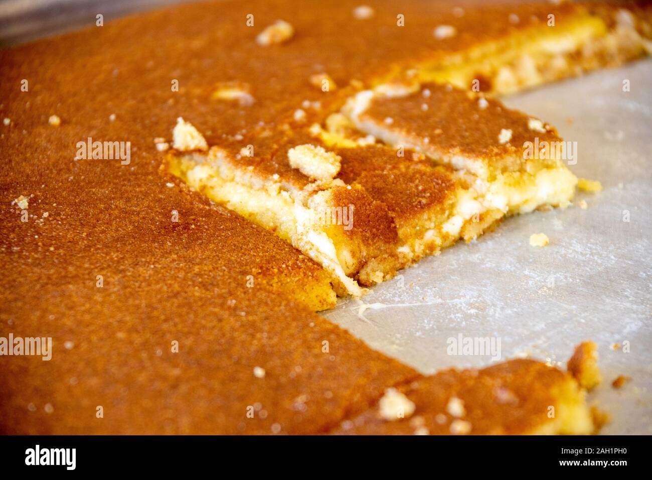 Kunafeh at L'Abeille D'or Bakery, Byblos, Lebanon Stock Photo Alamy