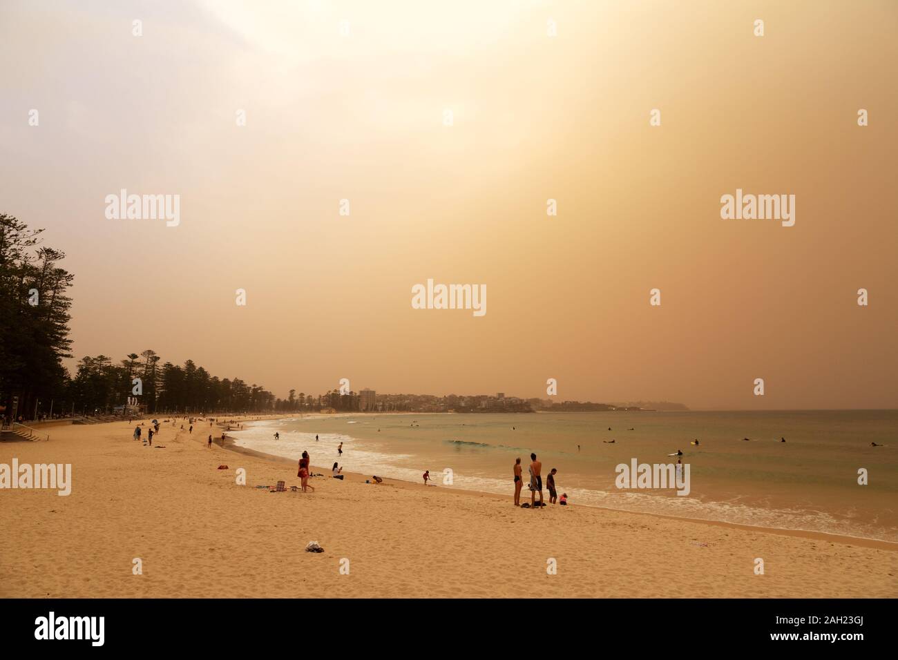 Sydney bushfires; a pall of smoke over Manly beach due to the bushfires, possible example of Climate Change,Manly, Sydney Australia Stock Photo