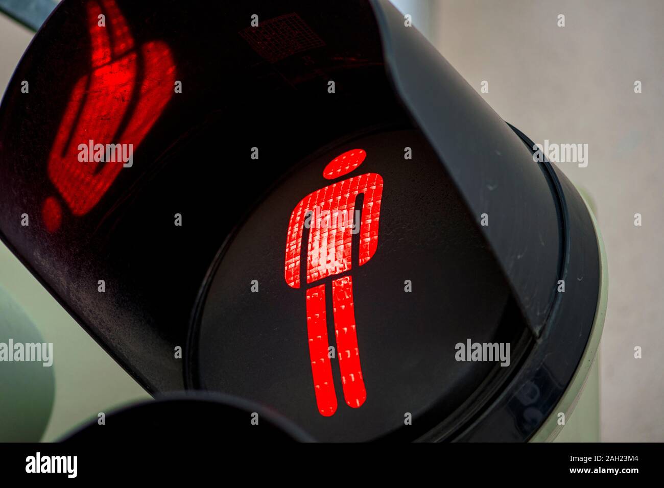 Traffic light with red symbol for stopping Stock Photo Alamy