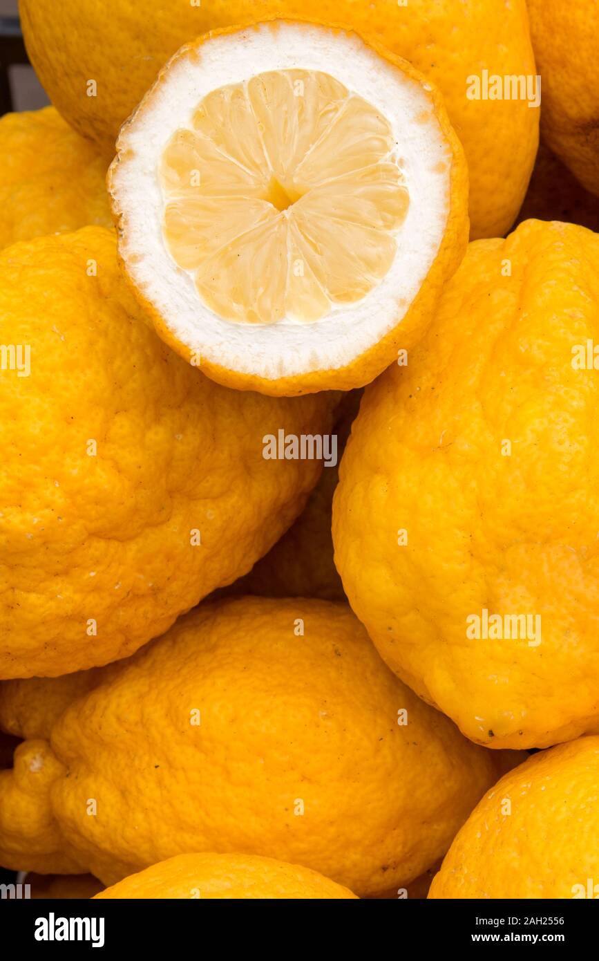 Italy Modica (RG) 04 May 2019 :Sicilian Cedars at the market - Mediterranean citrus fruits similar to lemon Stock Photo