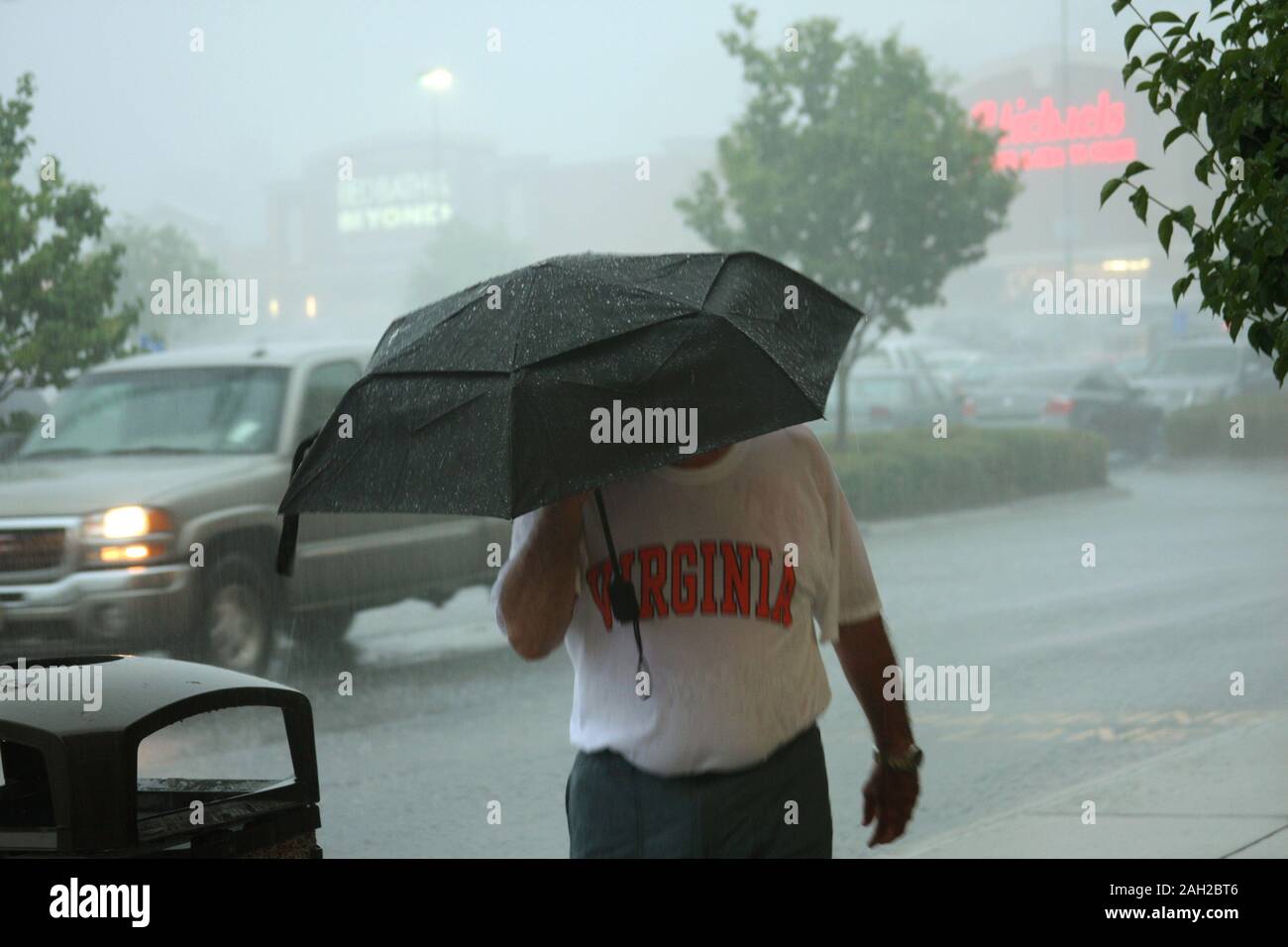 Heavy rain strong wind during hi-res stock photography and images - Alamy